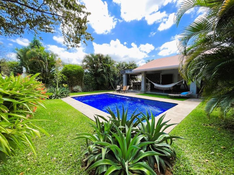 RE/MAX real estate, Nicaragua, Managua, Gorgeous Home in a Super Exclusive Condominium